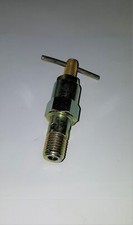 Absperrhahn Kraftstoffhahn M12x1,5 für Deutz Serie 06 07 Intrac  5006 6006 10006