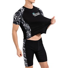 DE Herren UV-Schutz Zweiteiler Bademode Kurzarm T-Shirt Schwimmshirt Badehose 