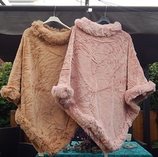 Watteweicher Trend Poncho aus