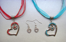 Oktoberfest Kette und Ohrringe Rot / Türkis Strass Herz Edelweiß Wasen Tracht