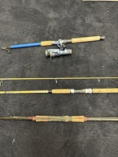 3 Gebrauche Alte Angel Ruten Plus Eine Rolle 2 Stück Etwas Kürzer 1 Lange Rute