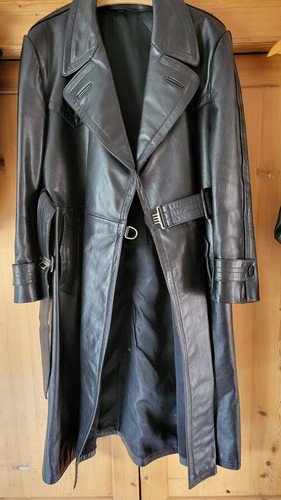 Schwerer alter ledermantel - schwerer,,