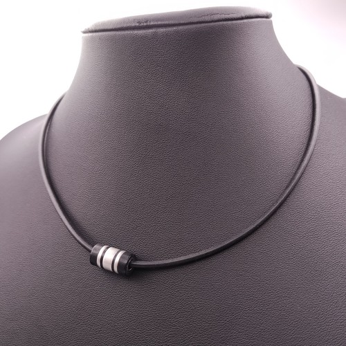 Fossil steel halskette - ⭐,