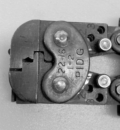 Amp connectivity 47386 - amp,