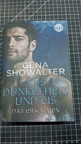 Aus dunkelheit und eis - eis, das