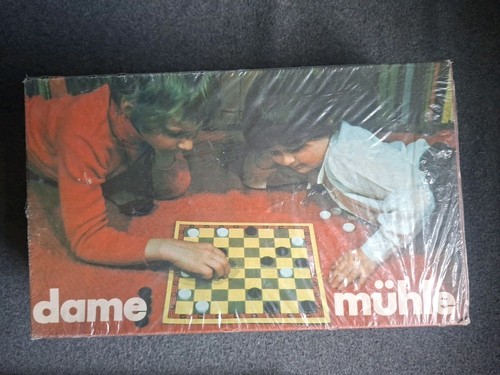 Altes ddr dame mühle - ddr, spiel