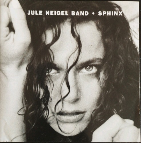 Jule neigel - ►, 1€