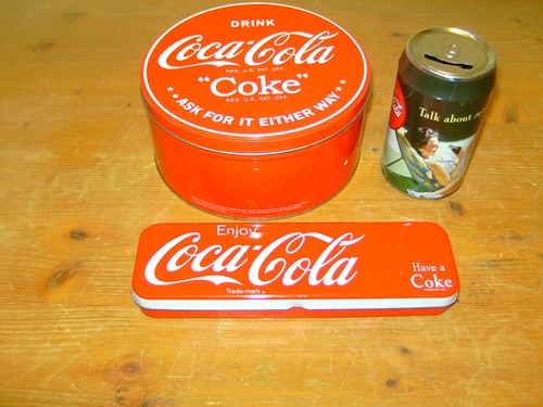 Große coca cola dose - -,