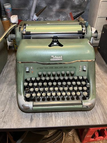 Vintage schreibmaschine ideal - vintage,