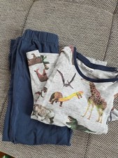 Schlafanzug Kinder Lang, getr. Gr. 110/116, wilde Tiere