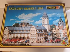 Faller H0 B-900 Hauptfeuerwache Mannheim Fahrzeuge Sirene Exclusiv Mod. 1987 HO