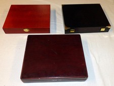 3 Boxen für Münzsammlungen unterschiedlicher Art - gebrauchter Zustand