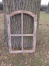 Stabiles braunes fenster - stabiles,,