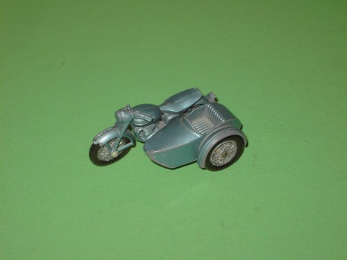 Matchbox triumph 110 - ,