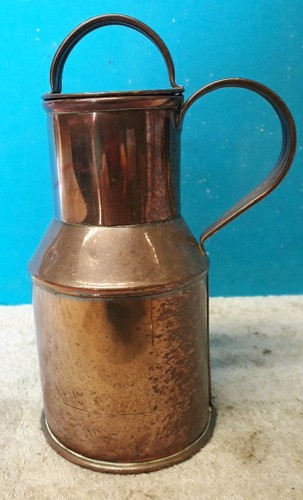 Antikes kleines kupfer - kleines, milch