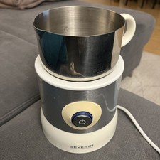 Severin Milchaufschäumer Typ SM 9684, Silber-weiß