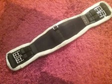 pferde sattelkurzgurt ceramic rehab von krämer 70cm schwarz lammfell