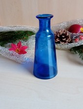 DDR Vase Blau Glas Pressglas