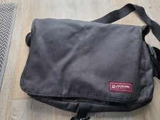 Dakine Umhängetasche Grau