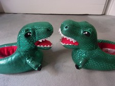 KINDER HAUSSCHUHE Gr. 26/27 von H&M - Dinosaurier Drache - warm - grün glänzend