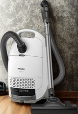 Miele Bodenstaubsauger Guard