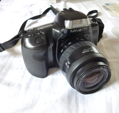 Minolta maxxum 300si camera - minolta,