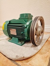 Elektromotor mit 2 Keilriemen