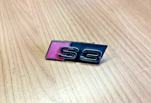 Zeichen audi 8l emblem - audi,