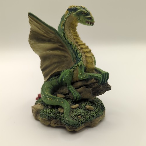 Land der drachen figur - land, |
