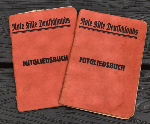 Stück mitgliedsbuch rote - 2,