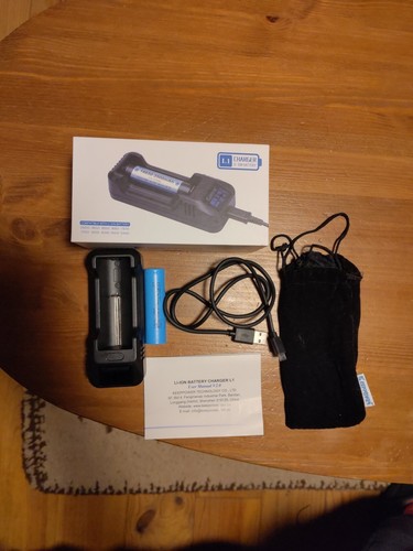 Ion battery charger von - ,