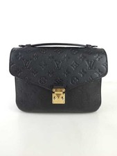 Louis Vuitton Pochette Métis