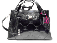 WUNDERSCHÖNE ORIGINAL PLAYBOY TASCHE SELTEN UND REICH AN ZUBEHÖR SCHULTERGURT + GRIFFE