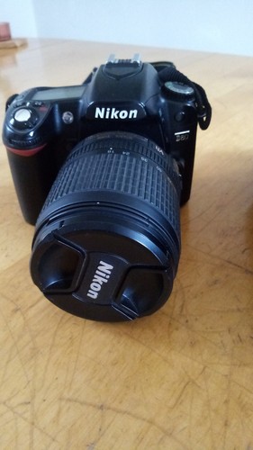Nikon d80 mit objektiv nikkor - nikon,