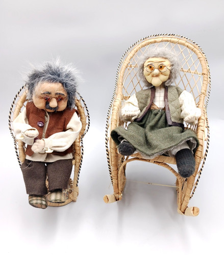 Oma und opa korbsessel - und,
