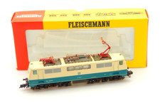 Fleischmann H0 4348 E-Lok BR 111 der DB blau/beige