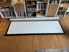 Beamerleinwand Optoma