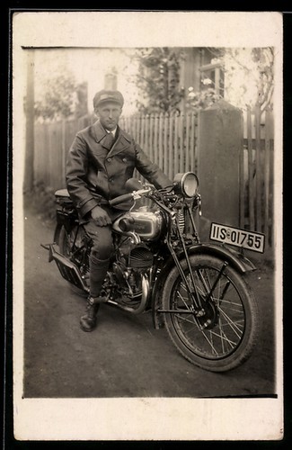 Foto motorrad triumph - foto-ak,
