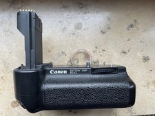 Canon BG-E2 Batteriegriff für EOS 20D, 30D, 40D, 50D Inklusive 2 Akkus
