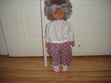 DDR Kult Puppe Mädchen Plastkörper /lila Haare,ARI/BIGGI/SONNI ?,80er ?,ca.42 cm