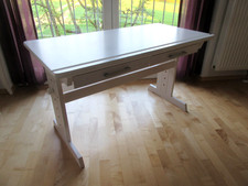 Schreibtisch für Kinder