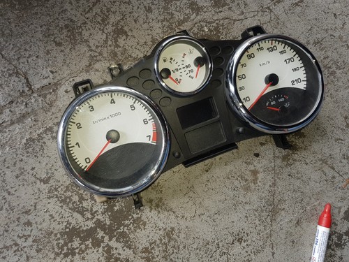 Peugeot 207cc 88kw - 207cc, 1,6l