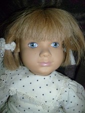 Künstlerpuppe Mädchen Sigikid Originalkleidung  blondes Echthaar ca. 51 cm groß