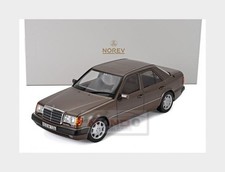 1:18 NOREV Mercedes Benz