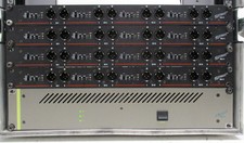 4x Axxent MLS-4 Aktiv Splitter + Axxent MLS-PS Speisestation im Amptown Case