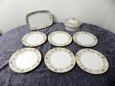 Schönes Speiseservice, Eschenbach Blumen Buket, Goldmalerei, 6 Personen