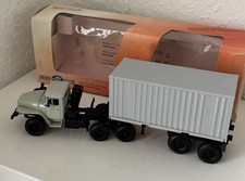 Elecon Ural-44202 Zugmaschine