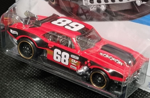 Hot wheels custom 68 - hot,