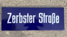 Zerbst, Emailleschild, Straßenschild, Emailschild Zerbster Straße