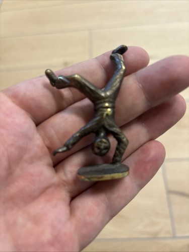 Kleine alte messing figur - alte,